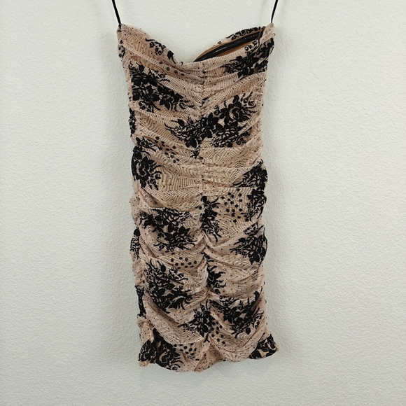 Majorelle Bradley Mini Strapless Dress in Pink Romance Black Velvet Size XS - Picture 9 of 12